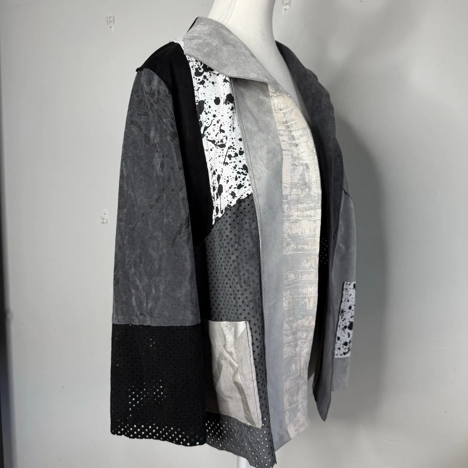 Lemon Grass Women’s Jacket XS Black Gray White Patchwork Open Front Long Sleeve - Image 5