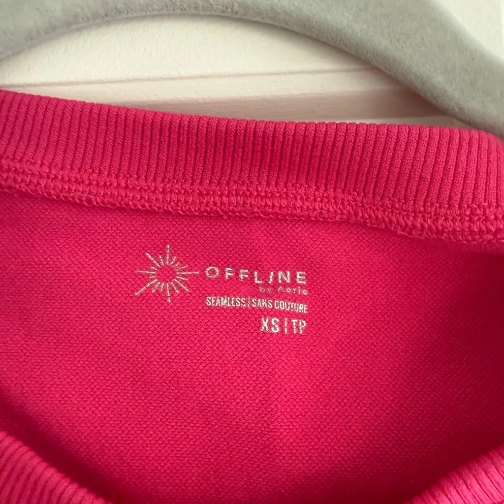 Aerie  Offline Pink Cropped Short Sleeve Workout Top - Image 3