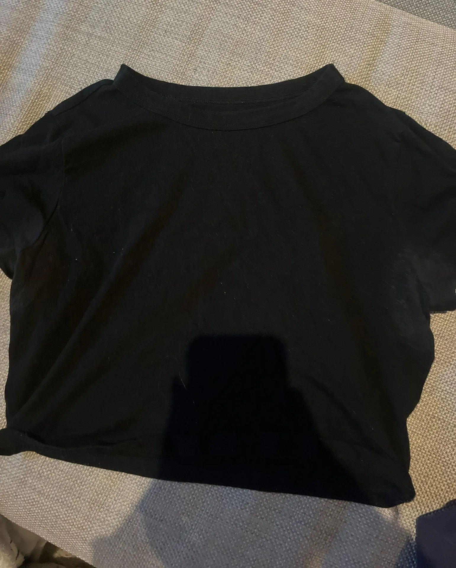 Black T-shirt - Image 3