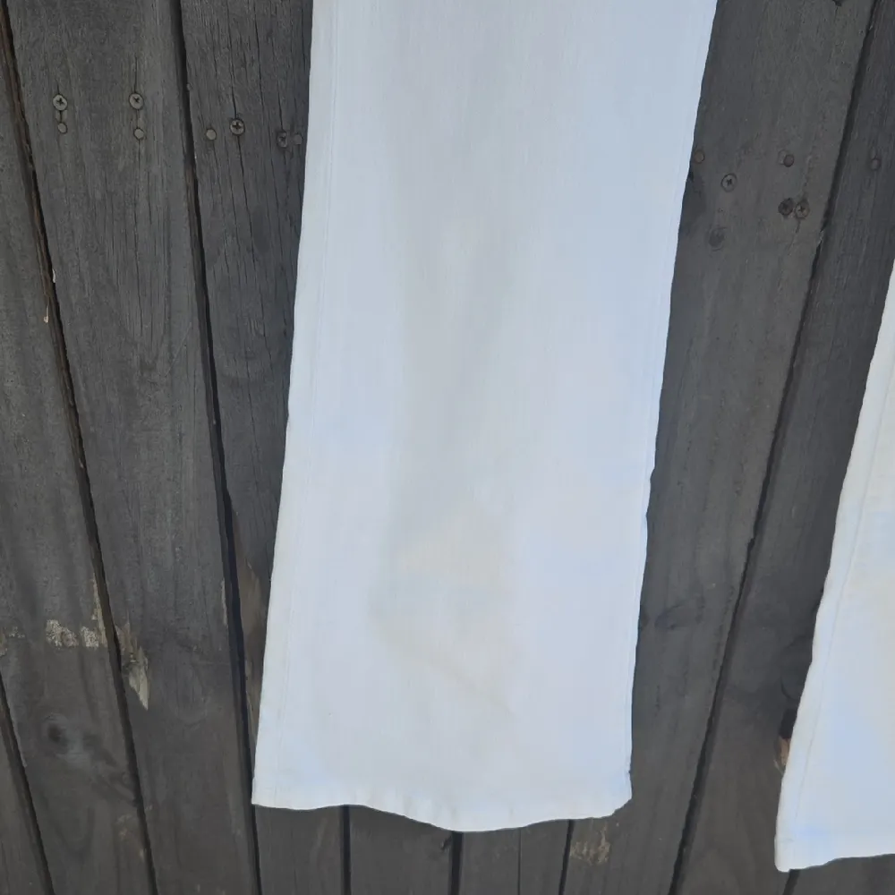 Pilcro White Flare Jeans - Image 4