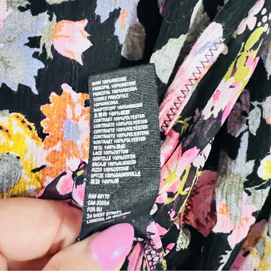 Free People Hold on to Me Black Floral Button Down Shirt Size XS - Image 11