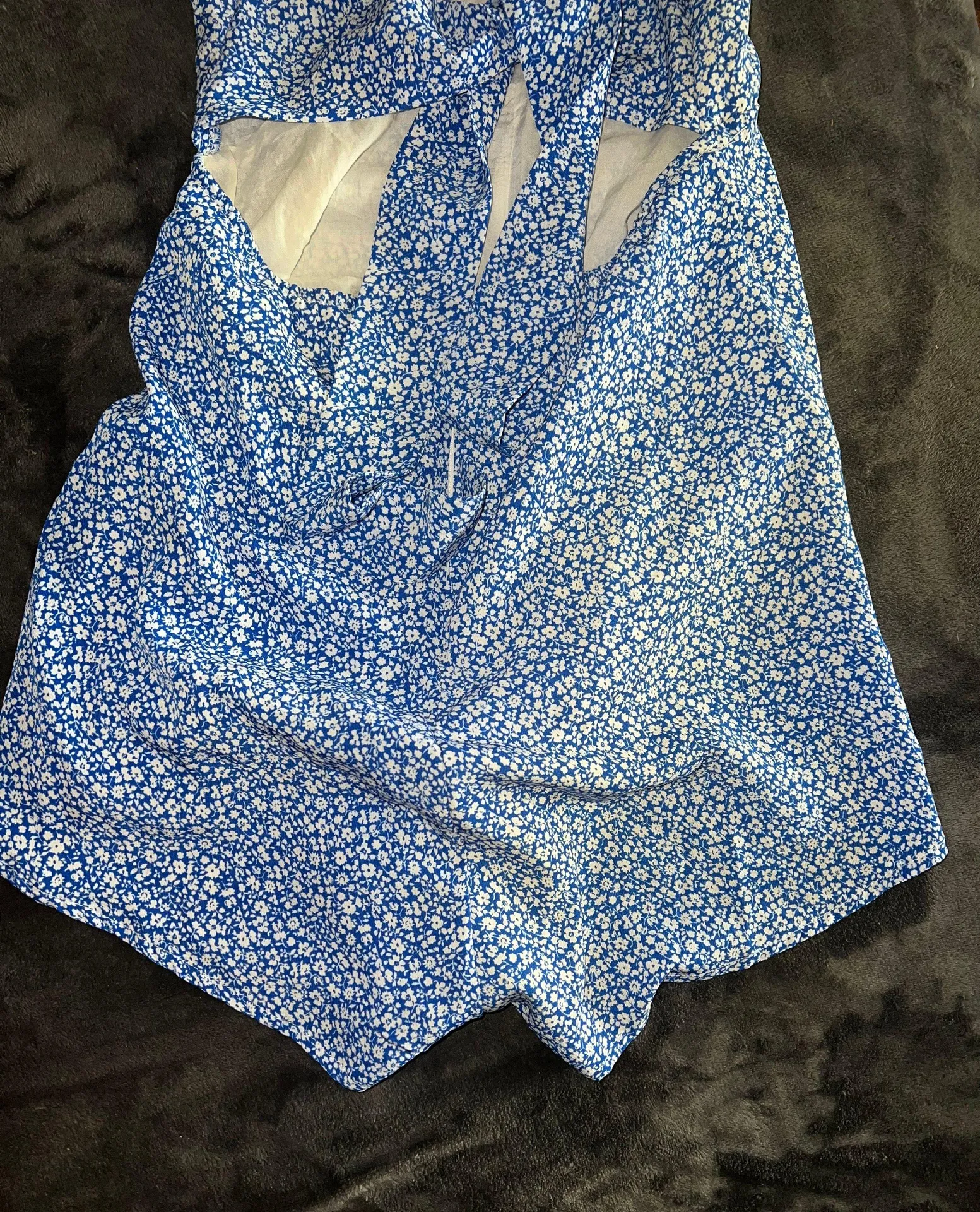 Mi Amor Romper in Blue Floral - Image 12