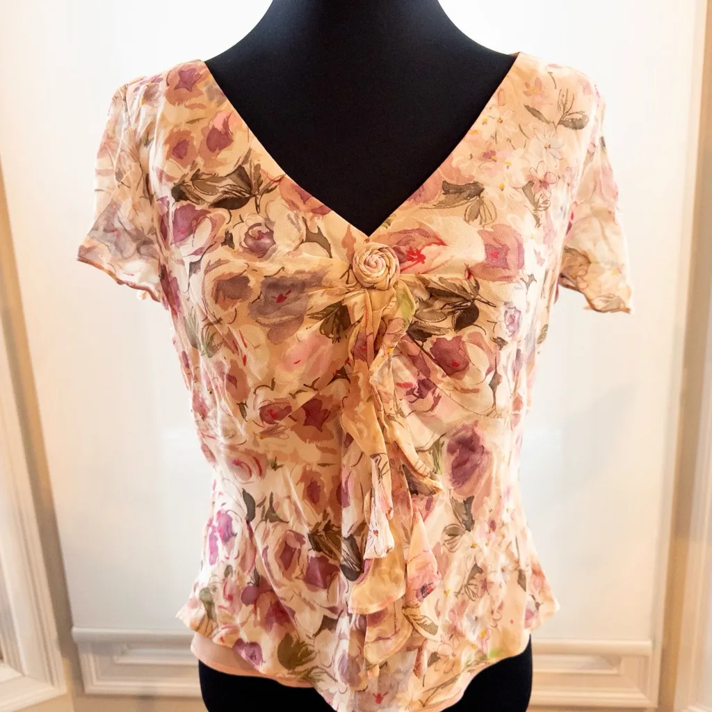 Cynthia Howie 100% Silk Floral Blouse Top Size 8 – Watercolor Print, Rosette - Image 2
