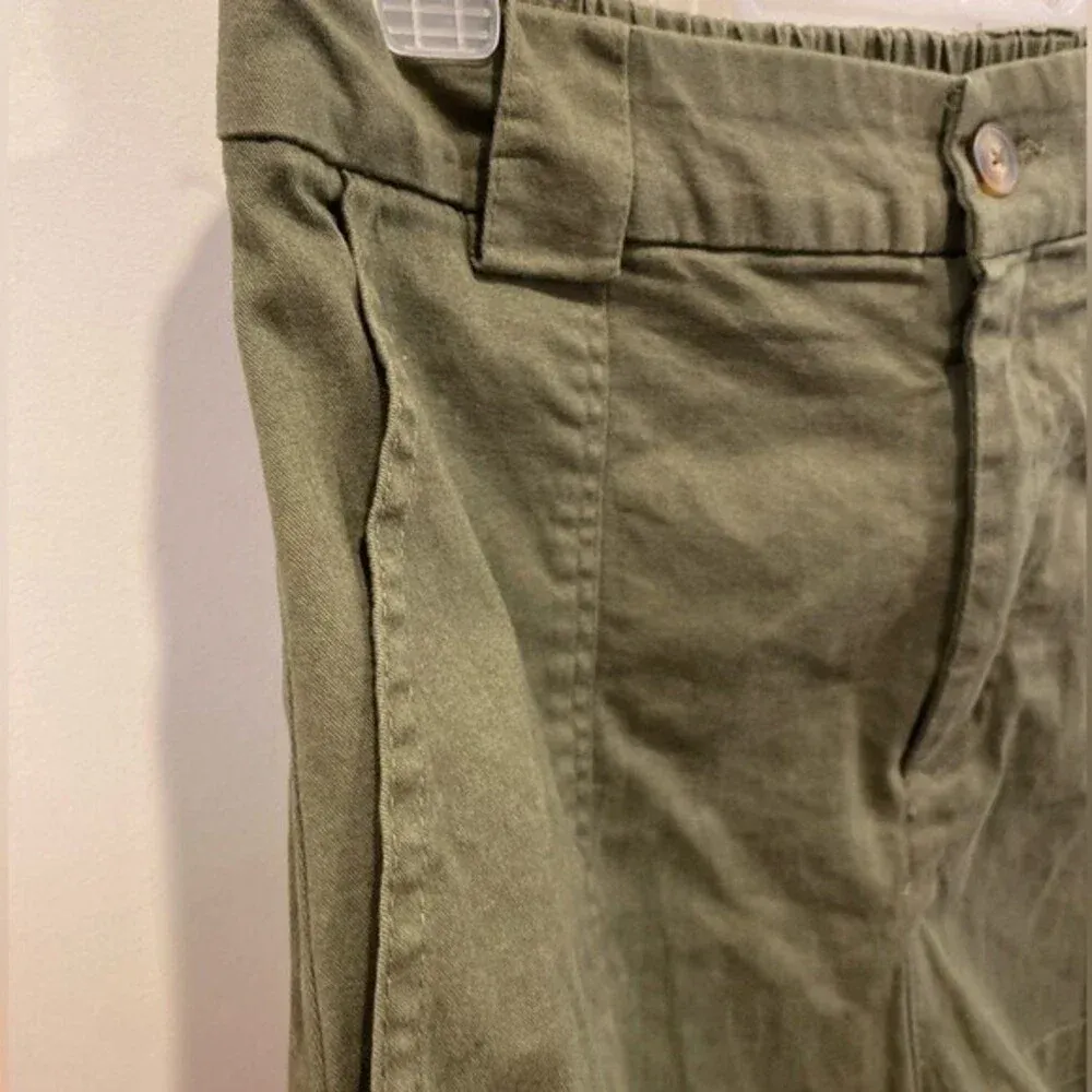 Pull‎ and Bear Shorts size XL Green - Image 3