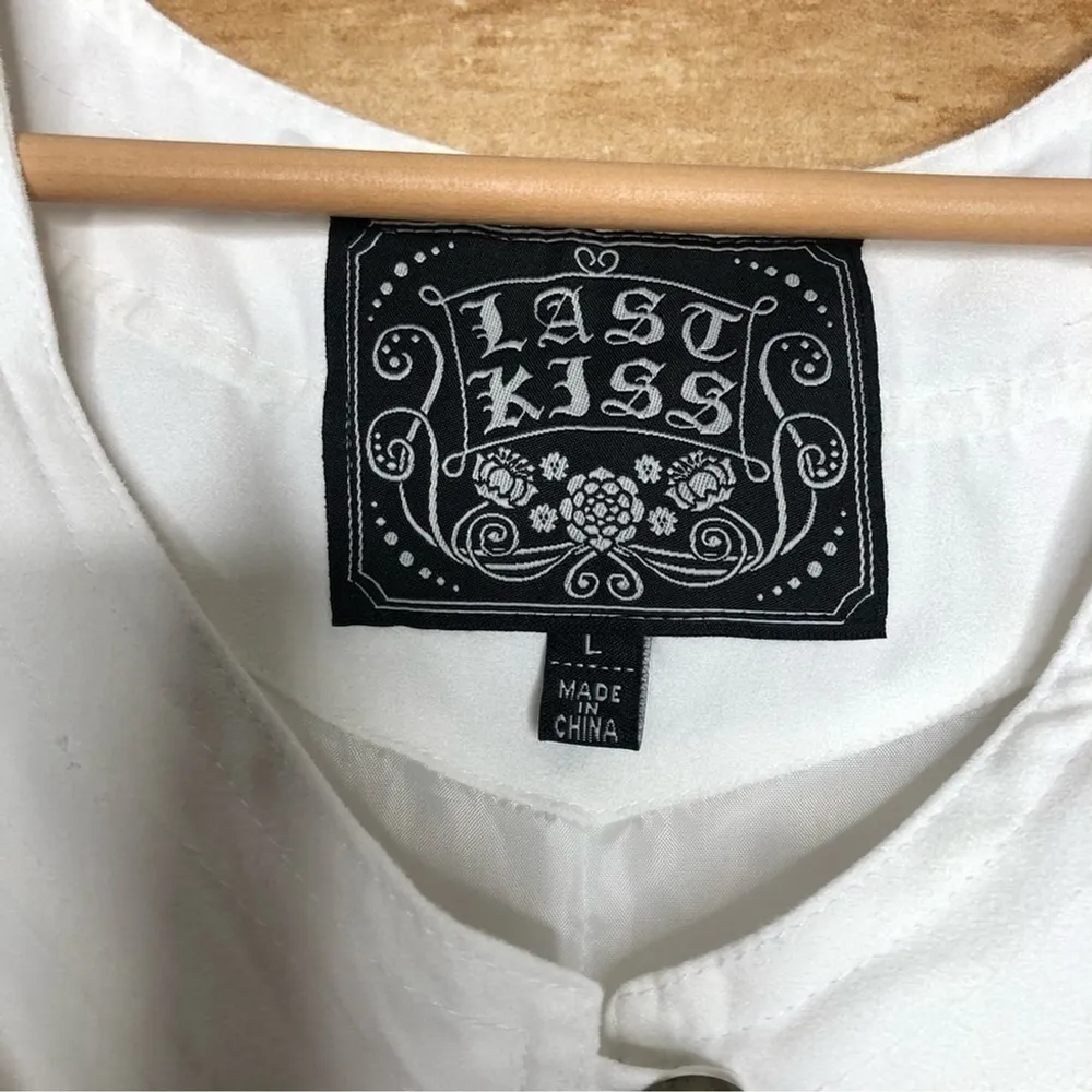 Last Kiss microsuede fringed scoop neck lined vest size large - Image 6