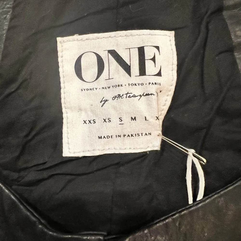 One Teaspoon Angels Leather Black Button-Up Romper/Jumpsuit Straps Small NWT - Image 7