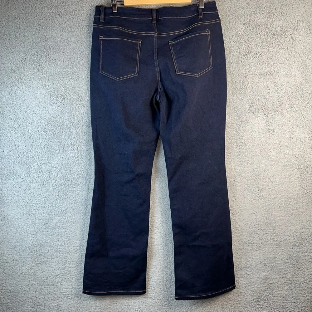 No Boundaries Women's Juniors 17 Blue High Rise Mom Dark Wash Relaxed Fit Denim - Image 5