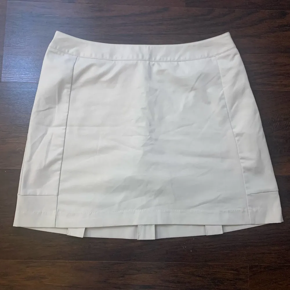 Adidas tan tennis skirt size 10 - Image 2