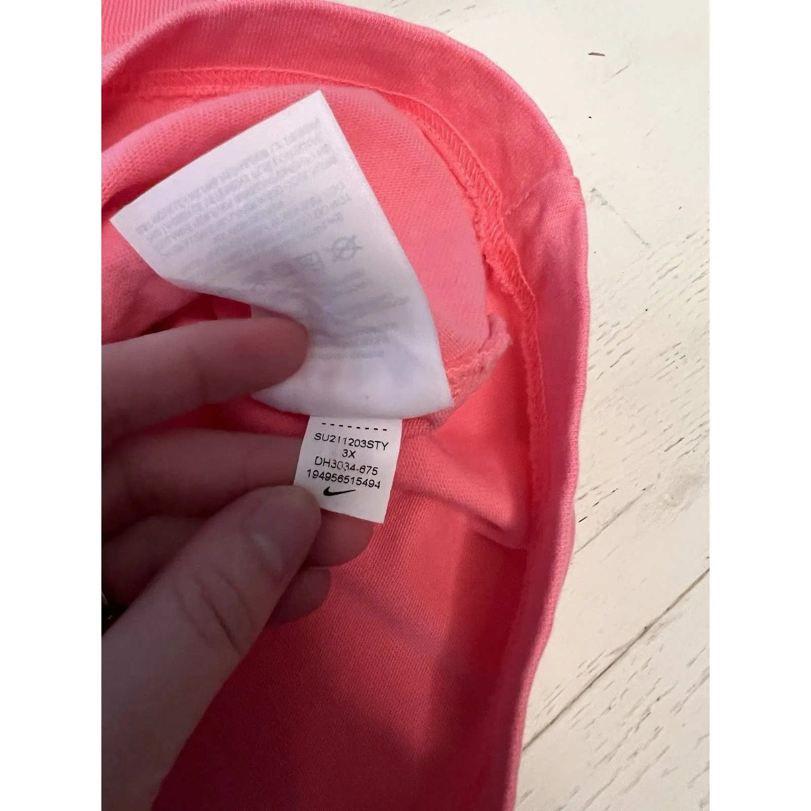 Nike Women's Sportswear Club Cropped Sleeveless Tank‎ Top Sz 3XL Pink Swoosh - Image 5