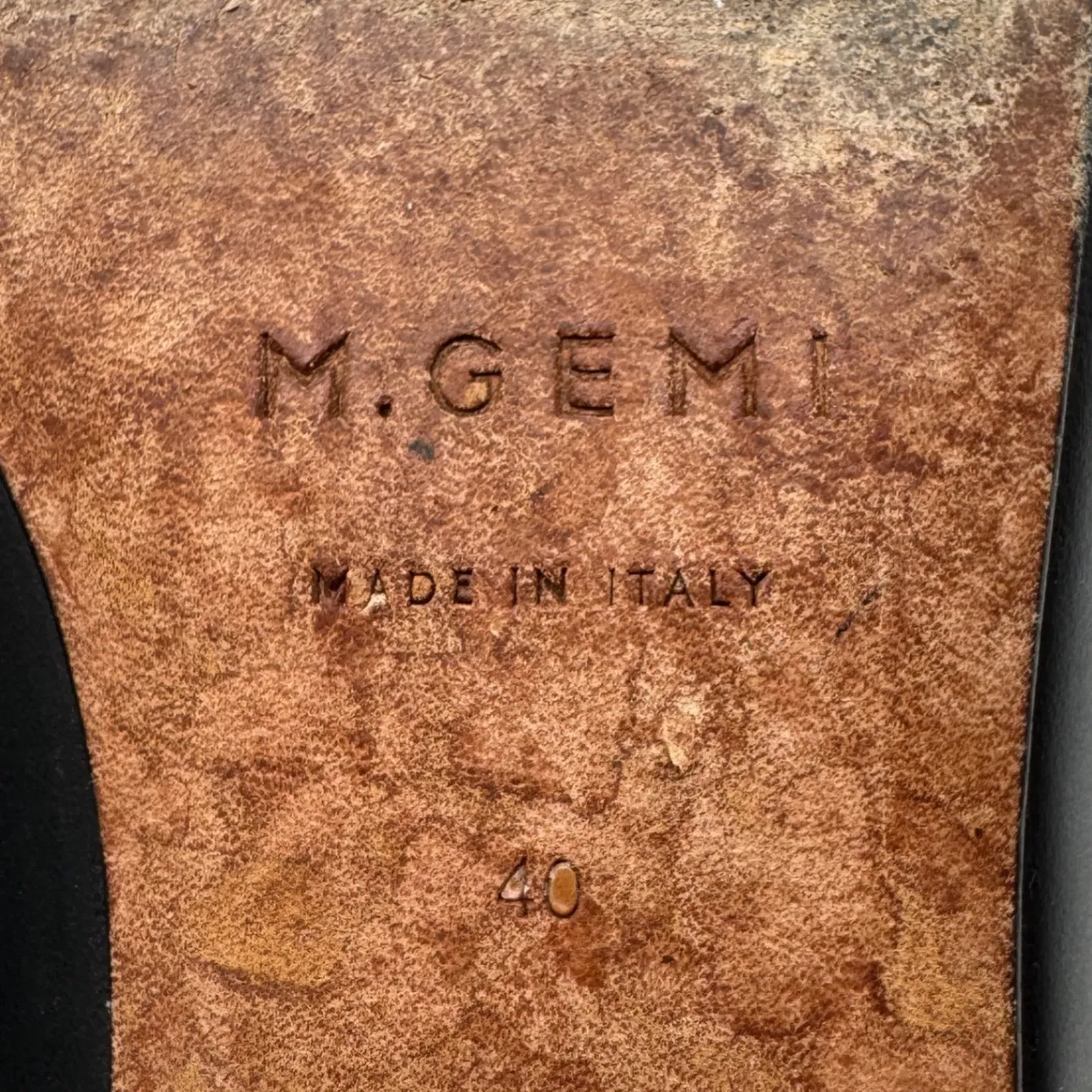 M Gemi Gray Black Croc Embossed Leather Loafer Block Heels Made in Italy Size 40 - Image 4