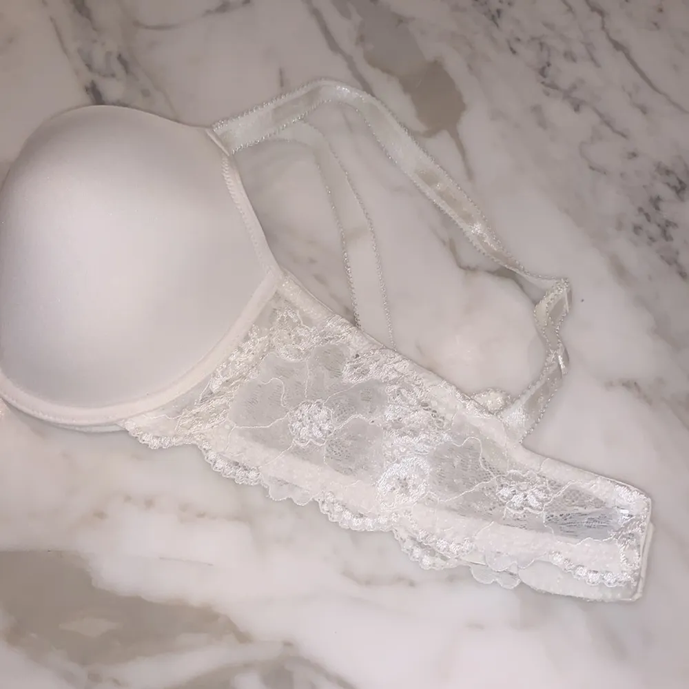 Wacoal French Garden 85340 underwire lace band bra - Image 3