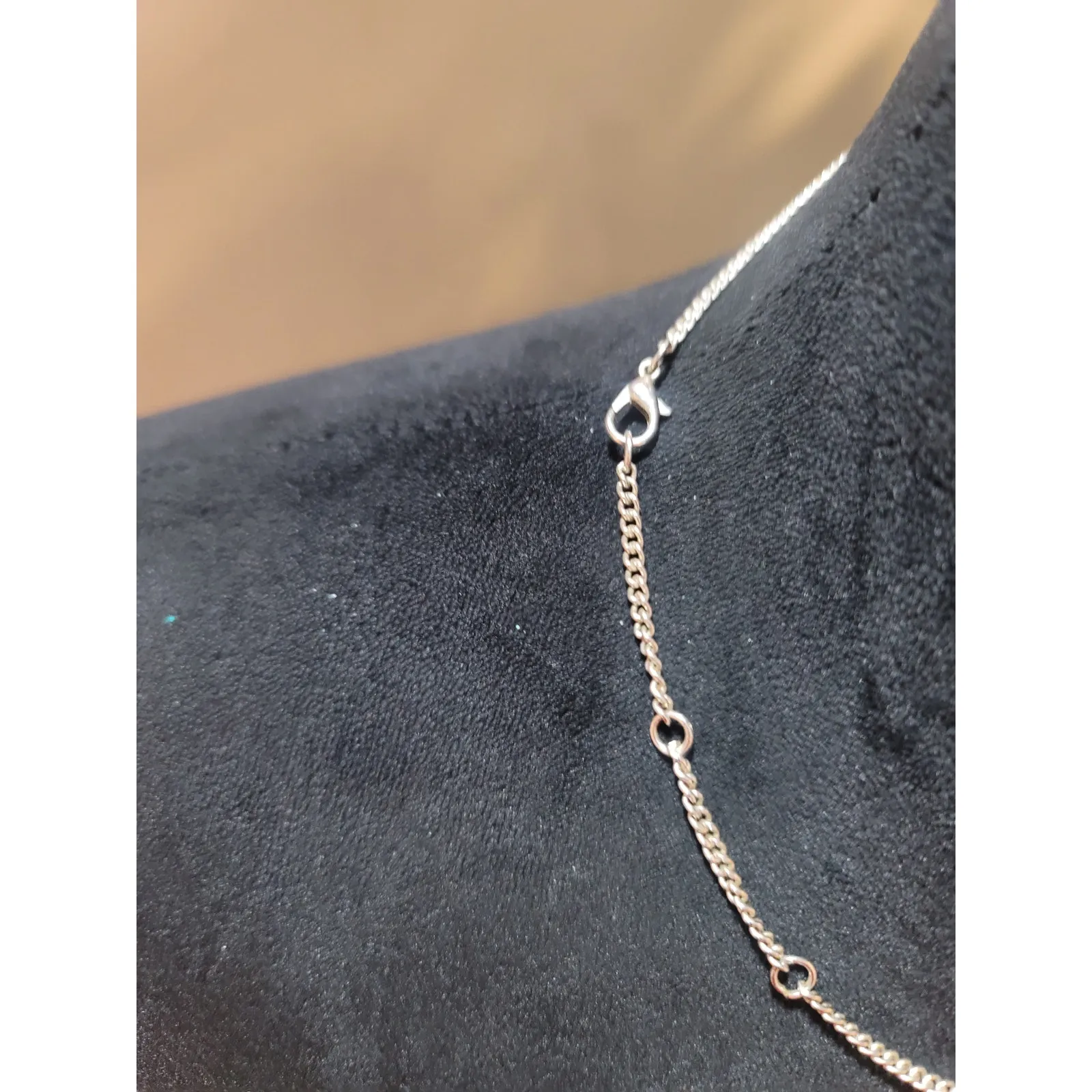 Womens Silver Link Circle Chain Necklace With Lobster Claw Lock Jewelry - Image 6