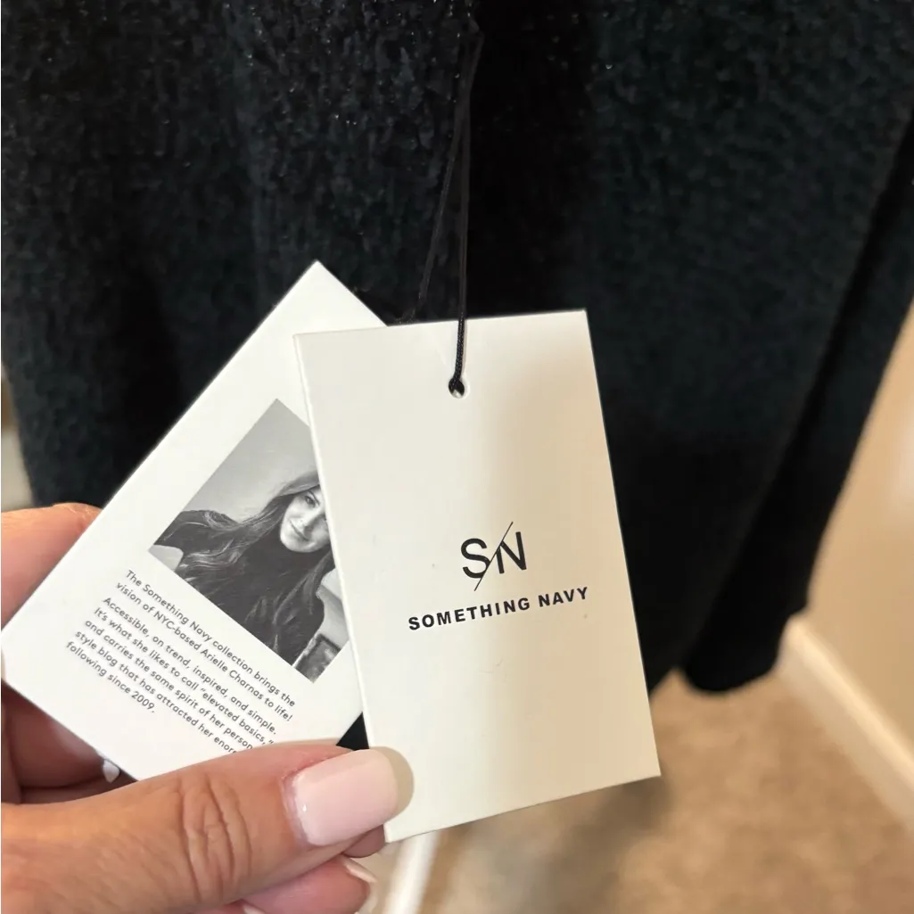 Something Navy Black Metallic Balloon Sleeve Dress. Medium - Image 6