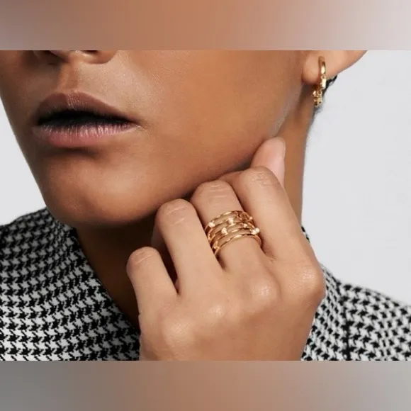 Dior D-BACKSTAGE RING Gold-Finish Metal with White Resin Pearls Silver-Tone - Image 4