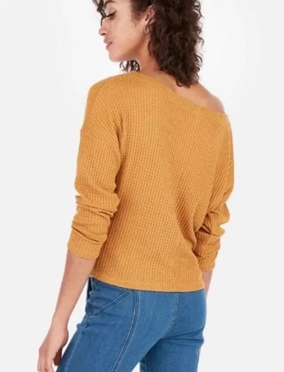 Waffle Long Sleeved Shirt Sz Med - Image 2