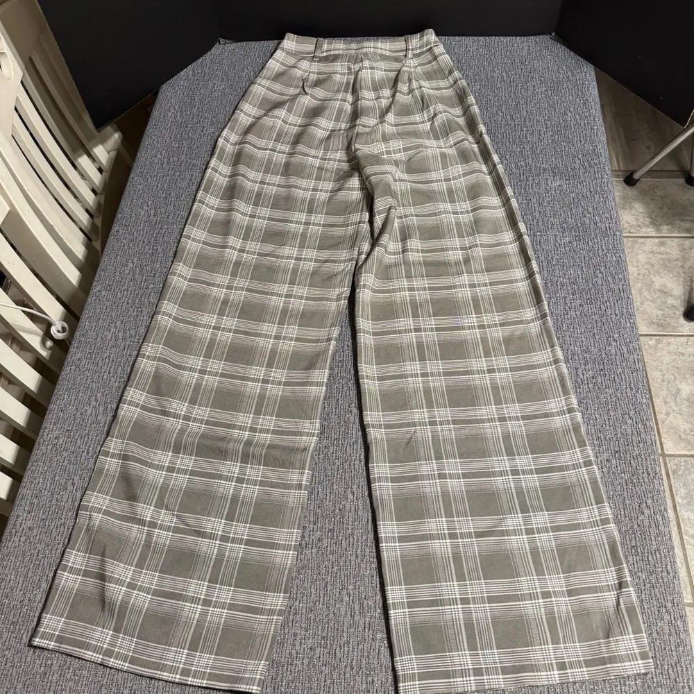 Princess Polly High Rise Wide Leg Pants - Image 6