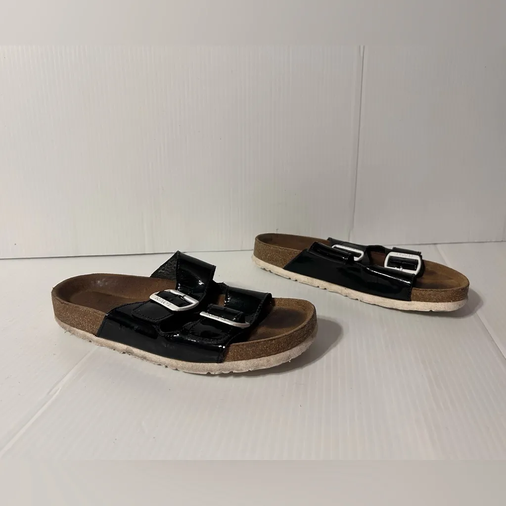 Naot Black patent Buckle Straps slide on sandals women size 37 EU / 6.5 US - Image 2