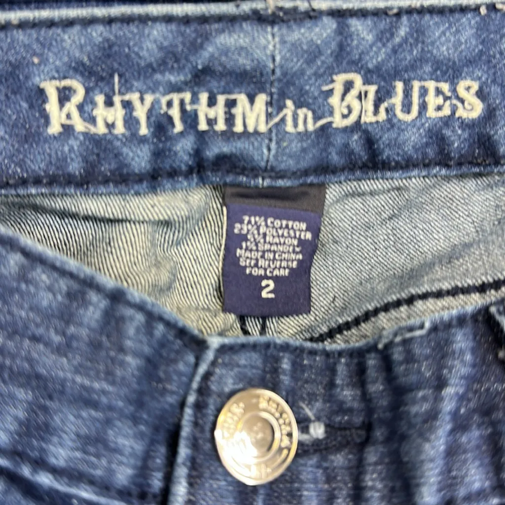Rhythm in Blues Stretch Denim Low Rise Embroidered Classic 5 Pocket Cropped Sz 2 - Image 9