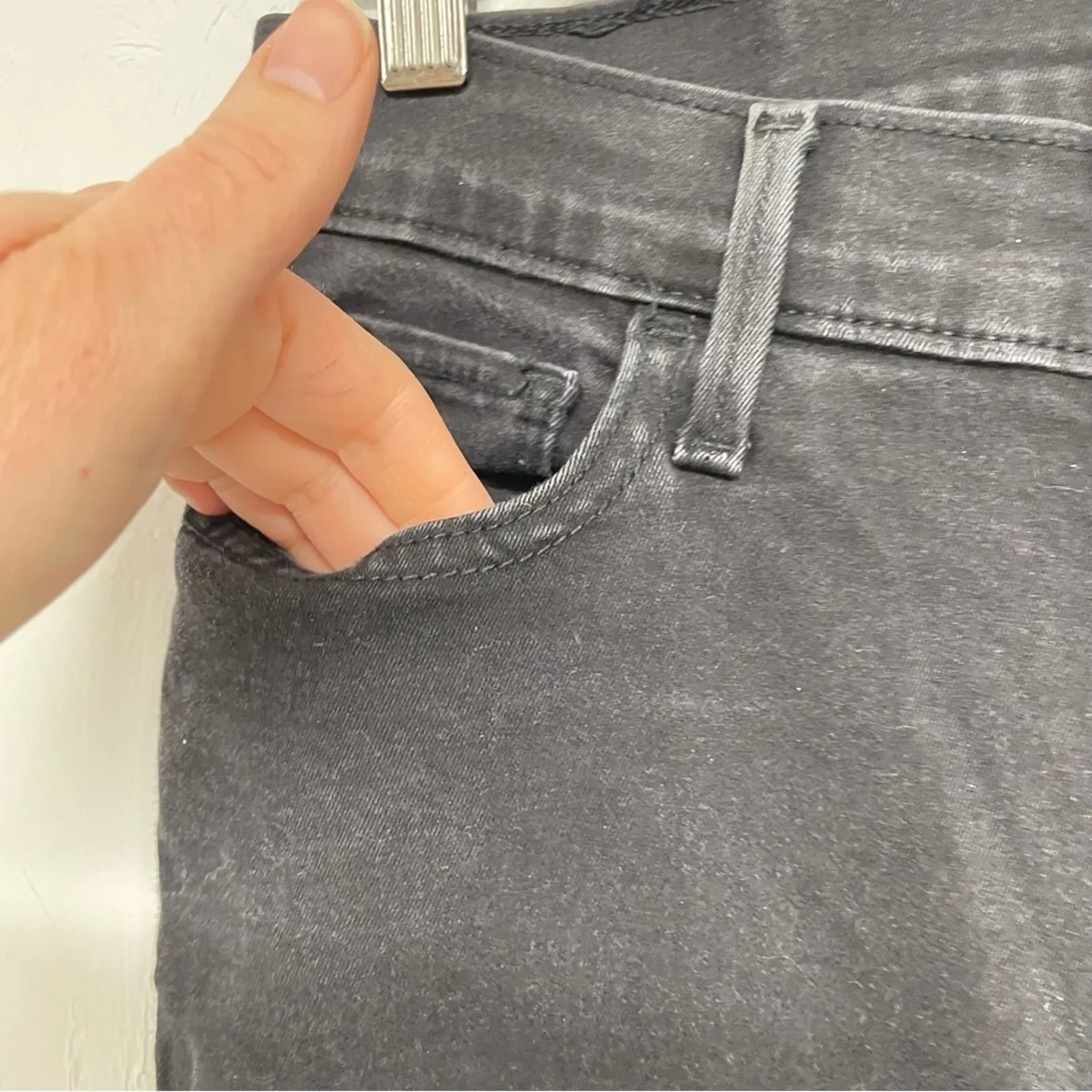 Levi’s Black 710 Super Skinny High Rise Jeans Womens 28 Classic Fall Denim Zip - Image 5