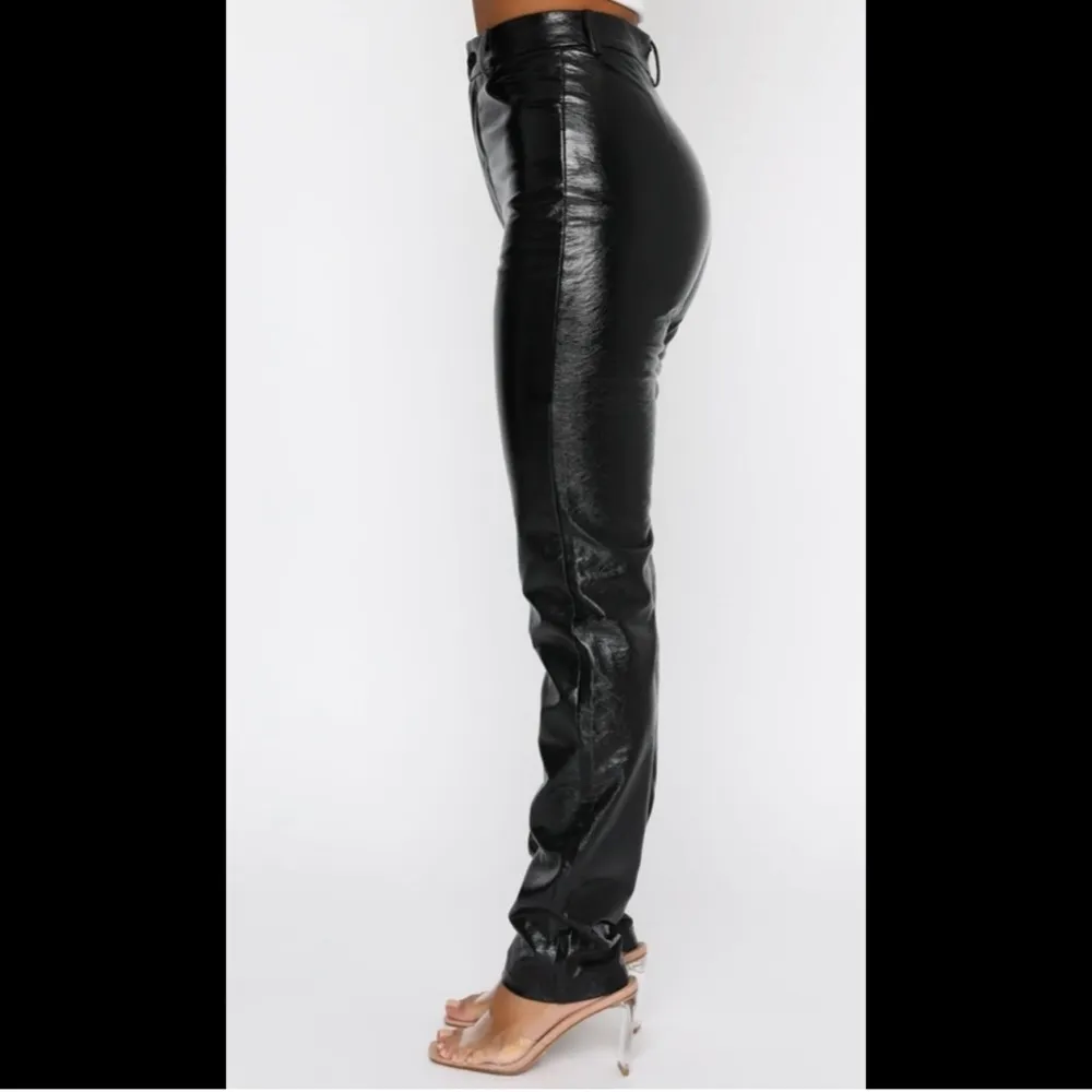 White Fox Vegan Faux Leather High Rise I’m The Only One Pants Size M Black - Image 3