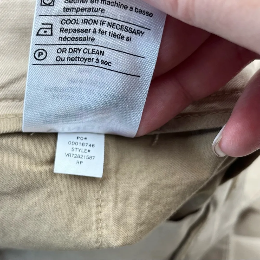 Vince Stretch Cotton Mid-Rise Bermuda Short Womens Size 16 Tan Khaki Coastal NEW - Image 4