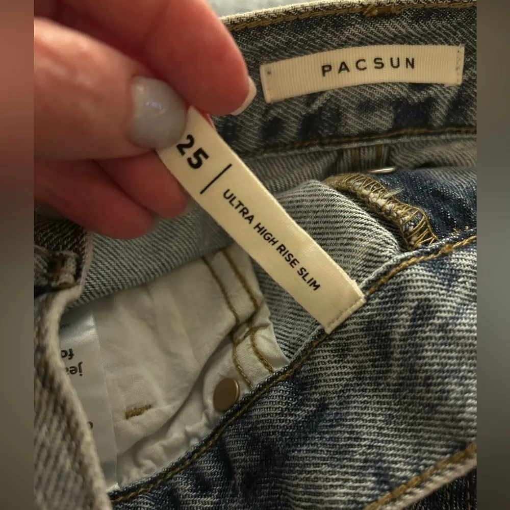 Pacsun Ultra High Rise Slim Light Wash Jeans with Butterfly Print Scattered - 25 - Image 7