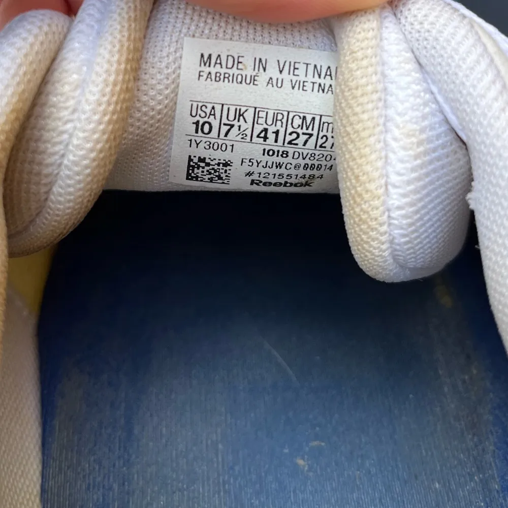 1980s vintage style Reebok sneakers - Image 6