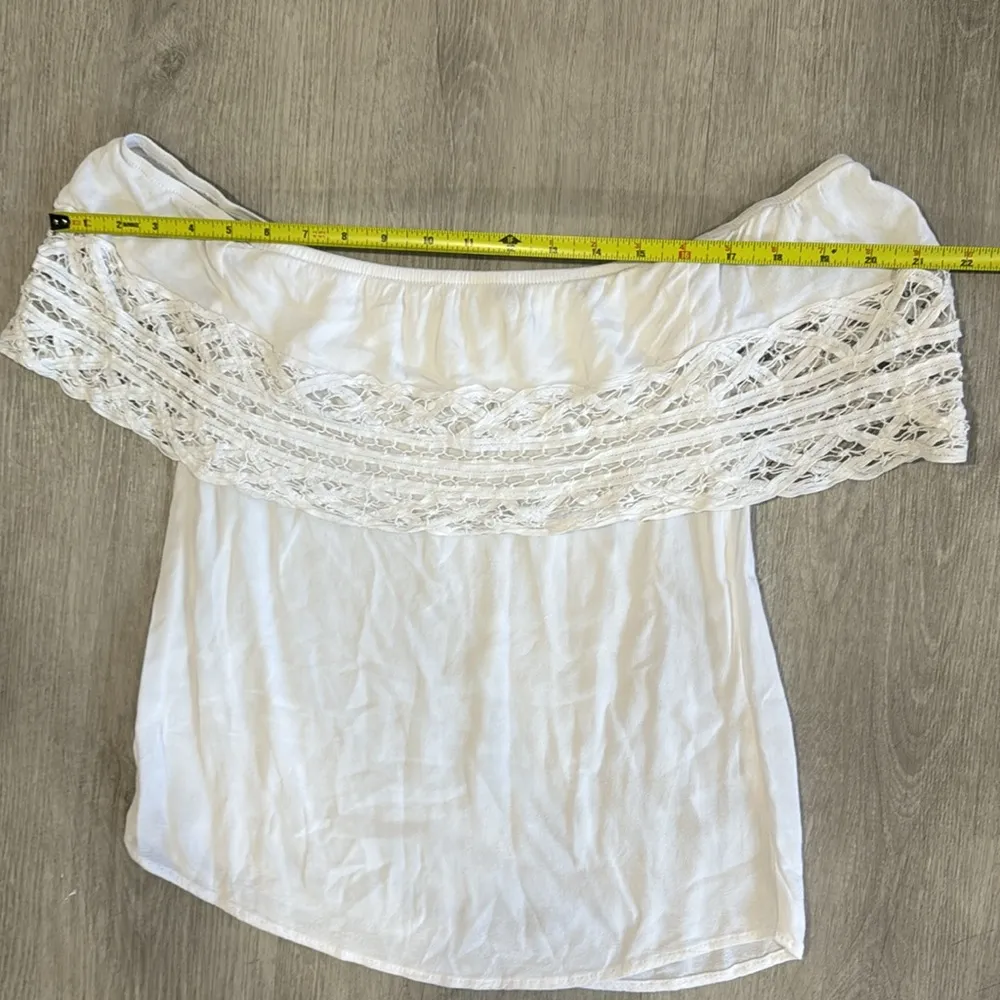 Socialite lace off shoulder top - Image 8