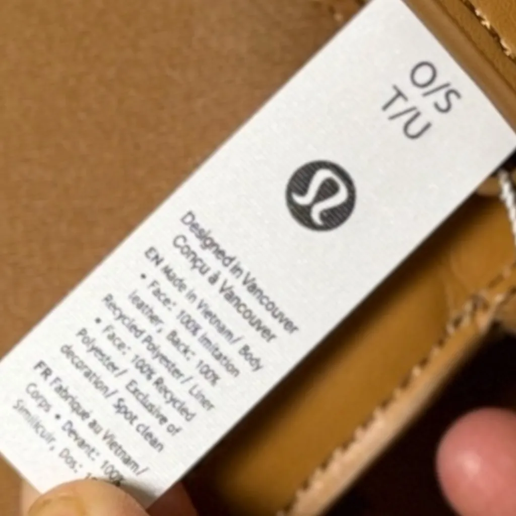 Lululemon Clean Lines Purse with Coin Pouch Brown Faux Leather NWT Limited Ed - Image 11