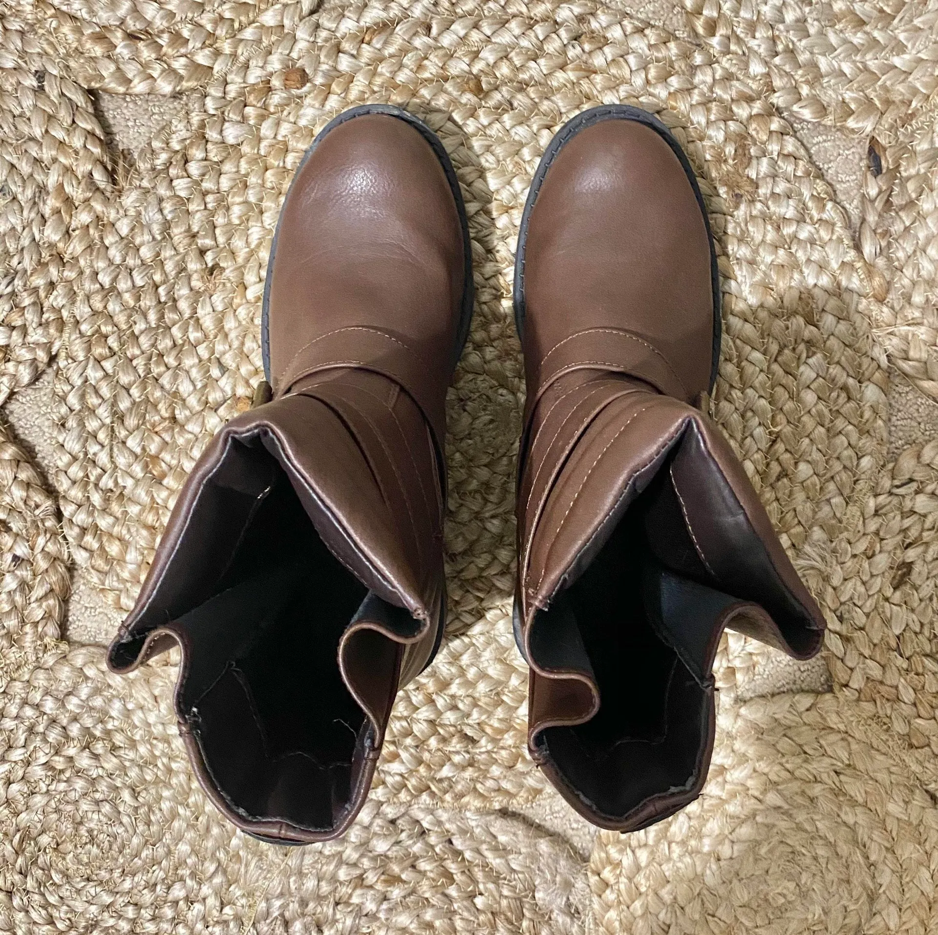 Design By Jacobies | Brown Boots Size 8 - Image 3