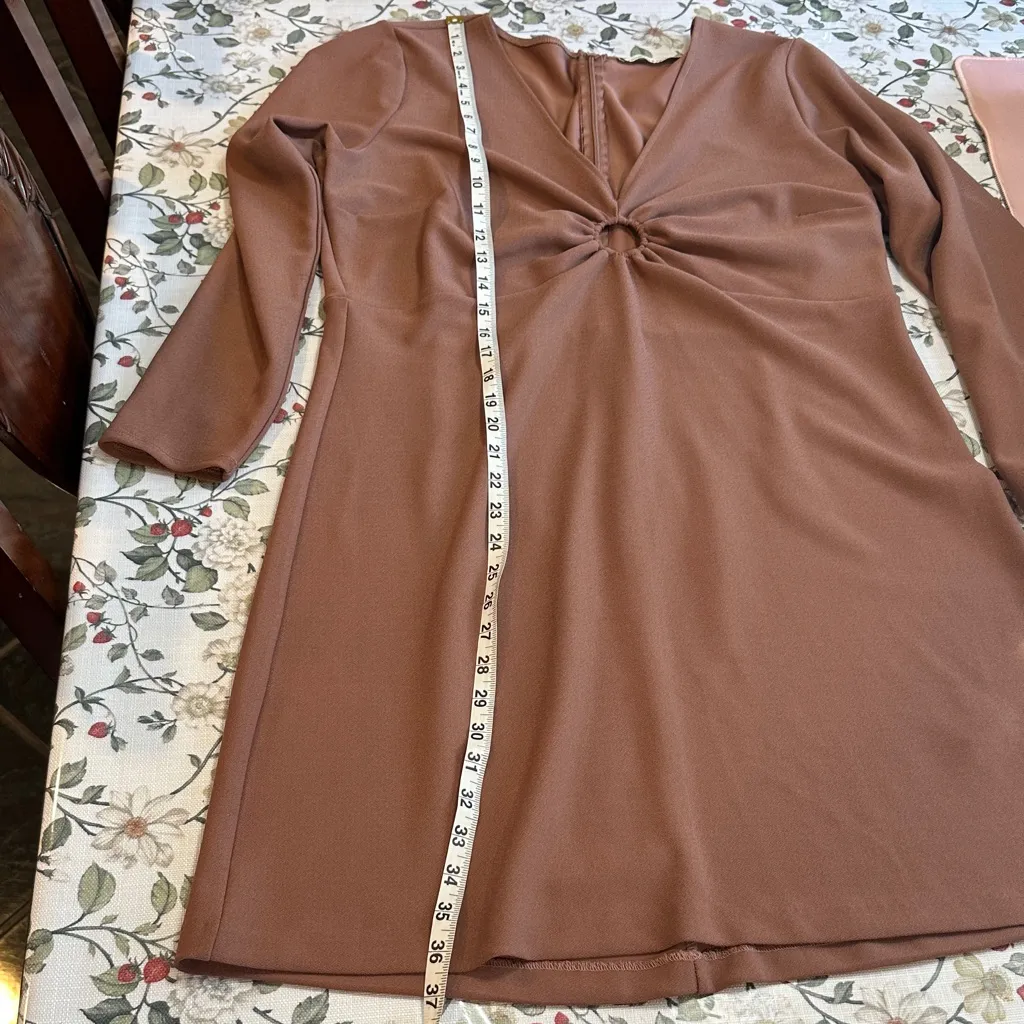 Abercrombie & Fitch Mauve Long Sleeve Dress with Ring Detail - Image 8