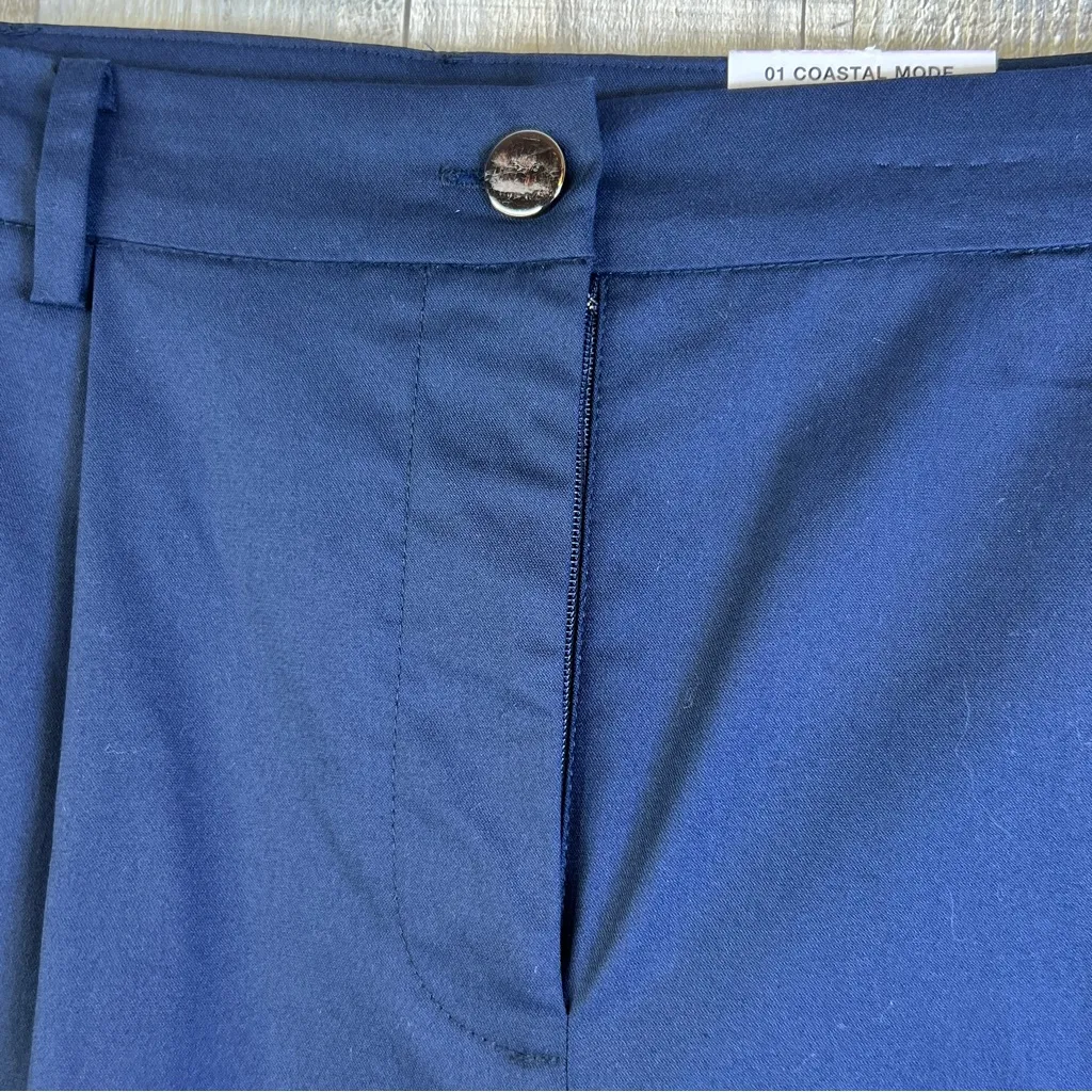 Alfani Size 6 Navy Blue Cropped Trousers with Mock Back Pockets & Zipper Closure - Image 6