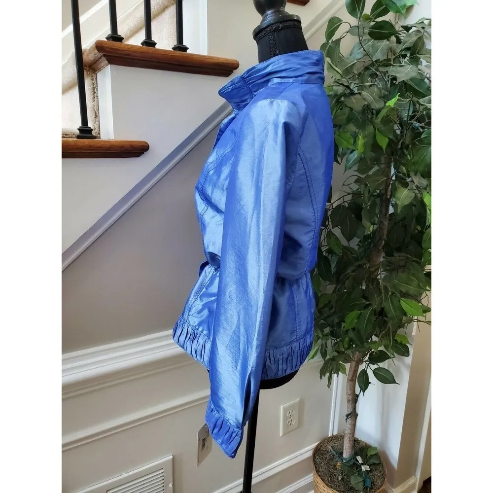 600 West Zip Up Jacket. Size 4. New With Tags. Blue - Image 5