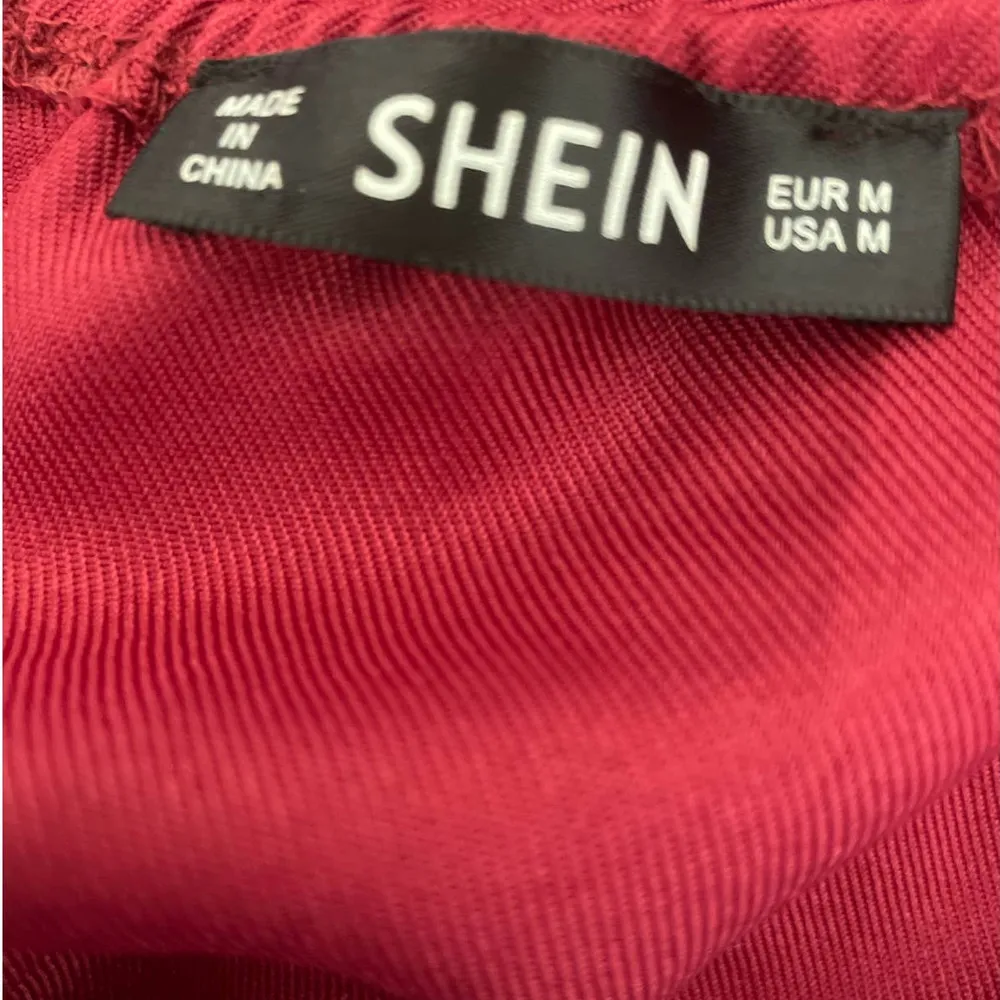 Blouse Women Medium Red Asymmetrical Bodice Sleeveless Peplum Hem Zip - Image 2