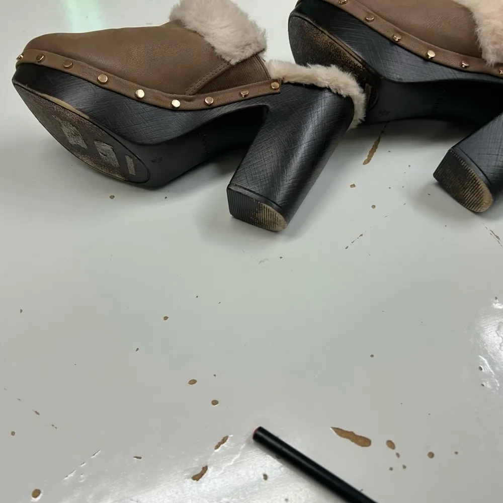 Bamboo Very soft fur heels! 8 1/2–Sexy and Warm!  Very fashionable! - Image 4