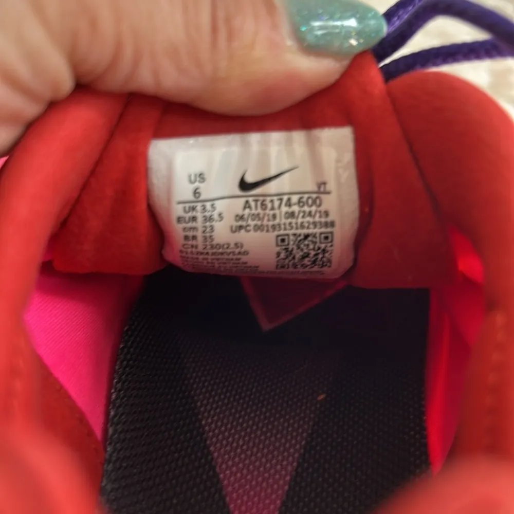 Nike  Air Max 270 React Habanero Red/Pink - Image 11