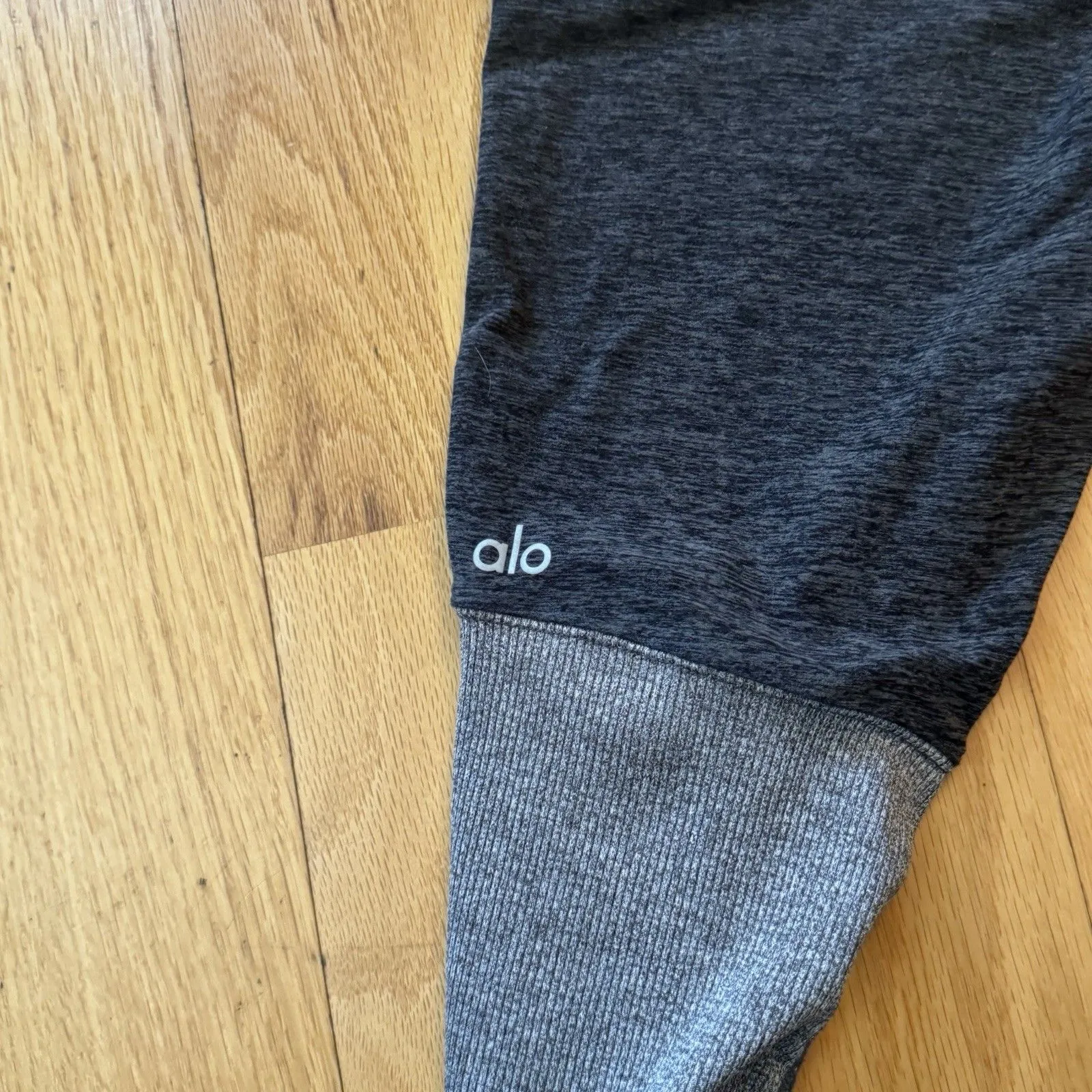 Alo Yoga High-Waisted Goddess Leggings Gray Black XS EUC Athleisure Sculpt Lift - Image 11