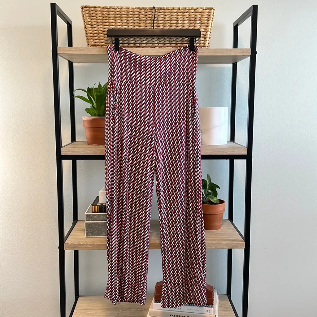 CAbi 5677 High Rise Geometric Chevron Print Wide Leg Stretchy Jersey Knit Pant S - Image 4