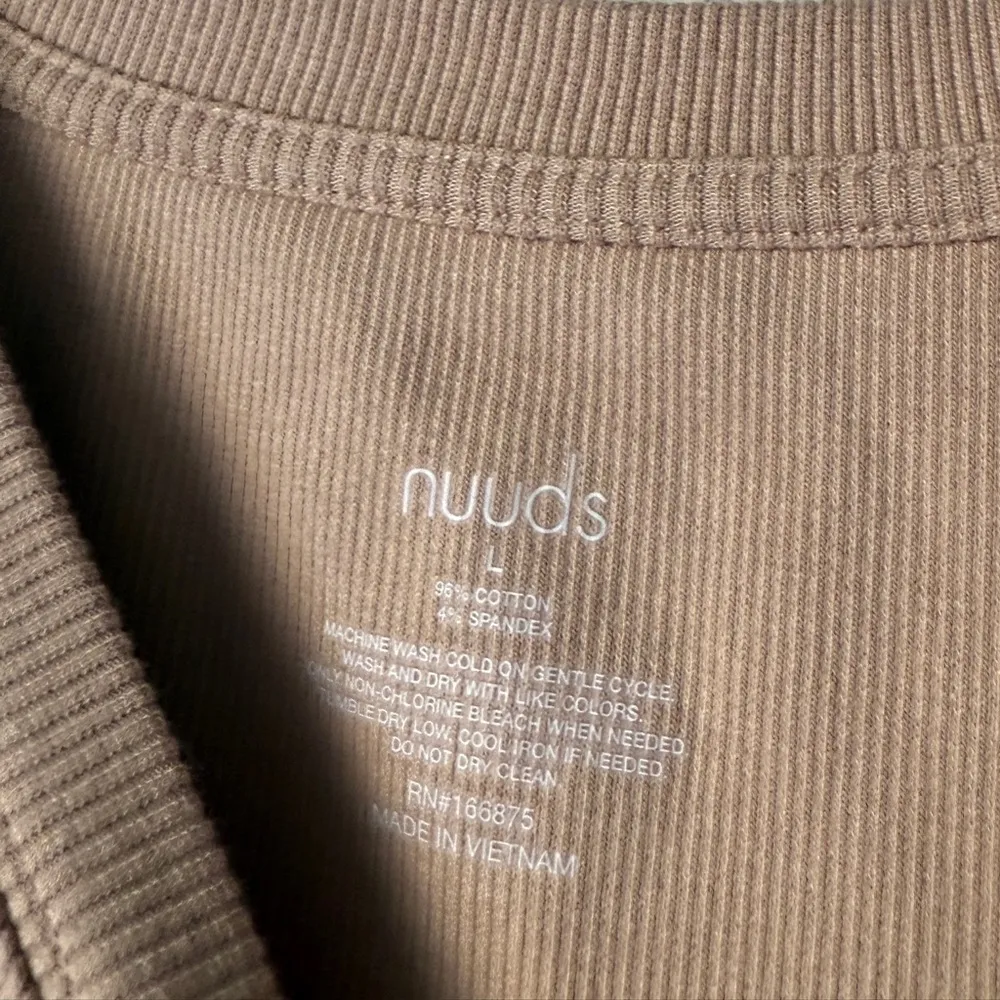 Nuuds Long Sleeve Ribbed Crewneck Bodysuit Nude Cinnamon Tan Size L - Image 7