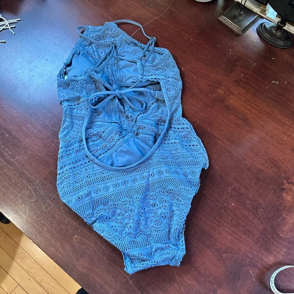 BECCA SWIM Color Play High Neck One Piece Swimsuit Blue Crochet Size Medium - Image 5