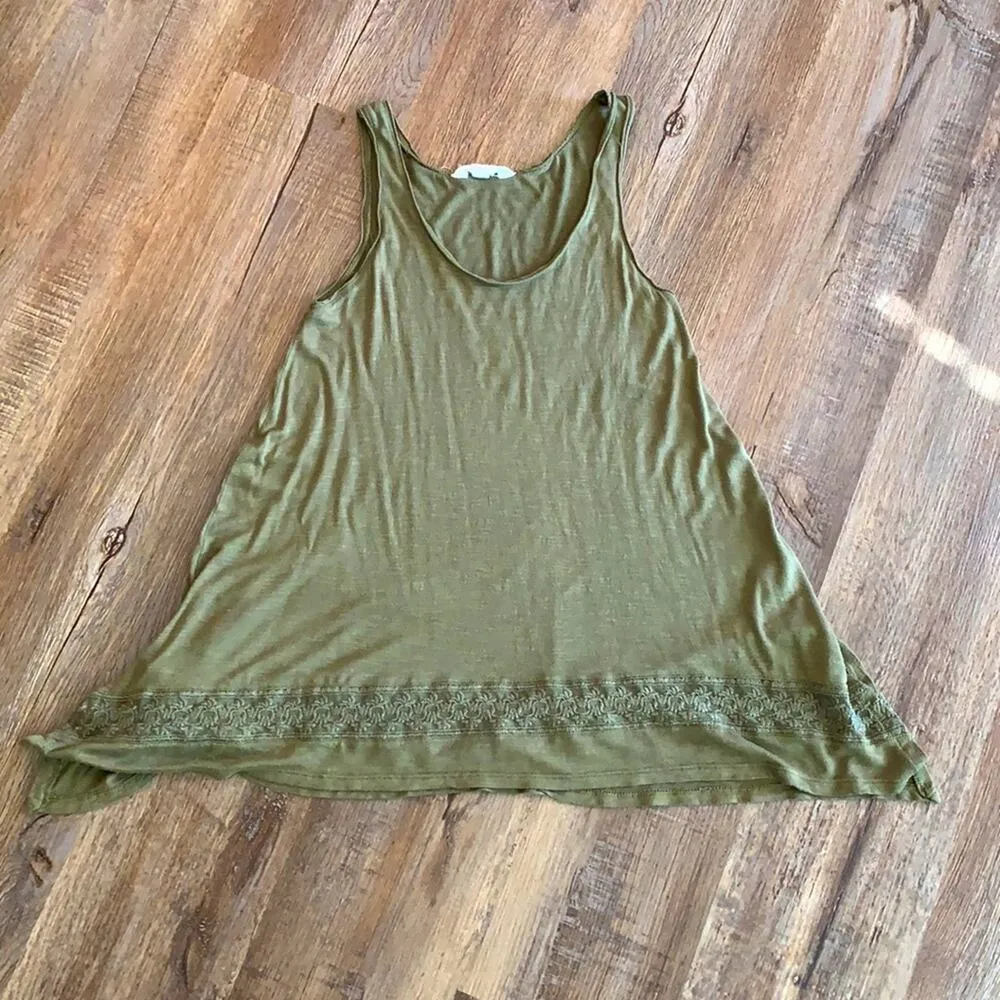 Sun & Shadow Green Lace Trapeze Tank S - Image 2