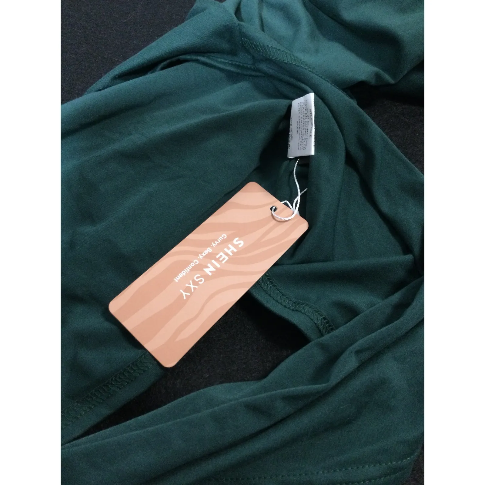 SHEIN SXY Mock‎ Neck Cutout Long Sleeve Crop Top Green Size M Size M - Image 4