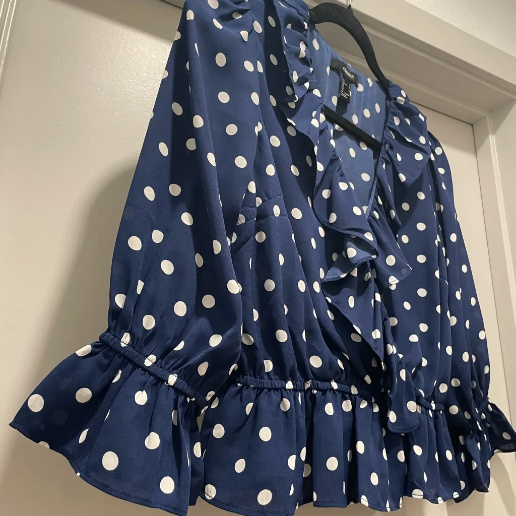 LIKE NEW Forever 21 F21 Navy Blue & White Polka Dot Ruffle Blouse - S - Image 8