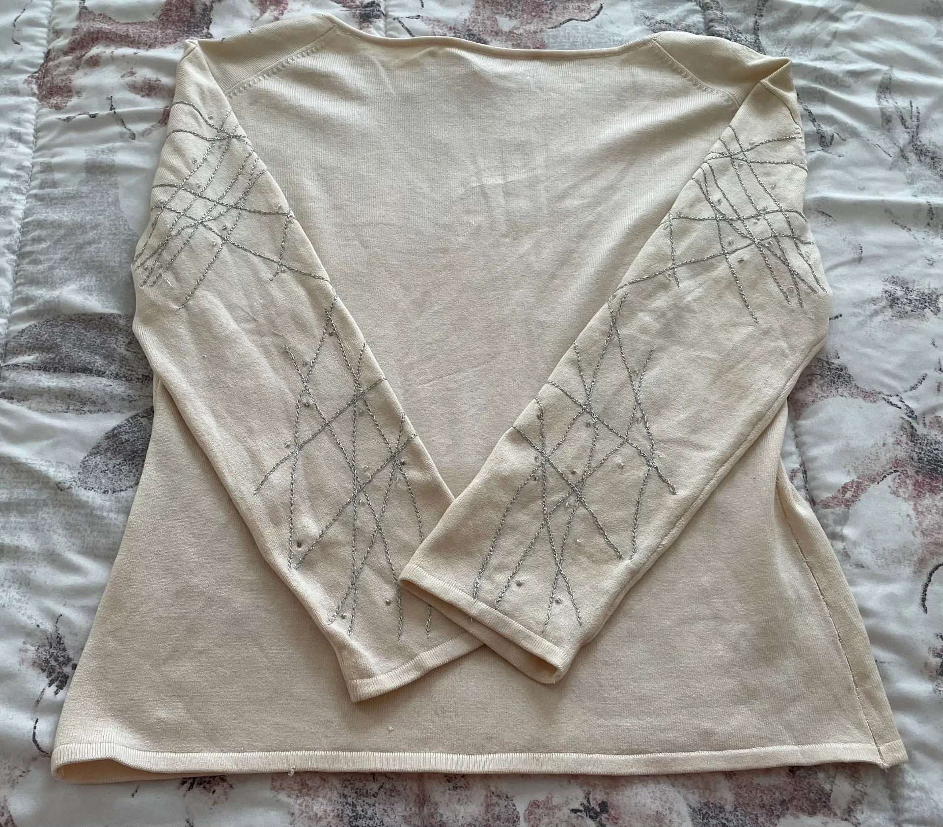 Belldini Silk Blend Beige Embroidered & Beaded Blouse, size M - Image 9