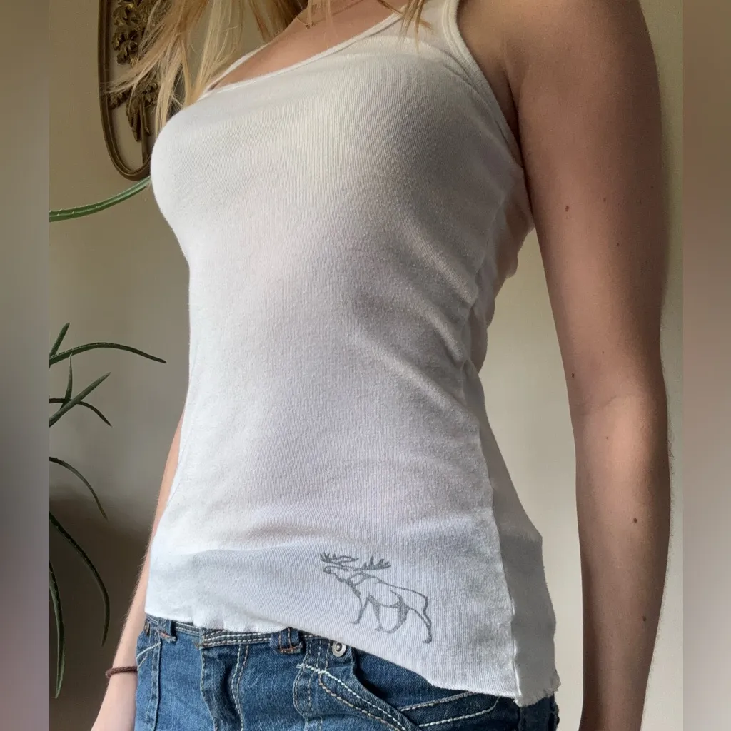 Abercrombie & Fitch White Tank Top - Image 7