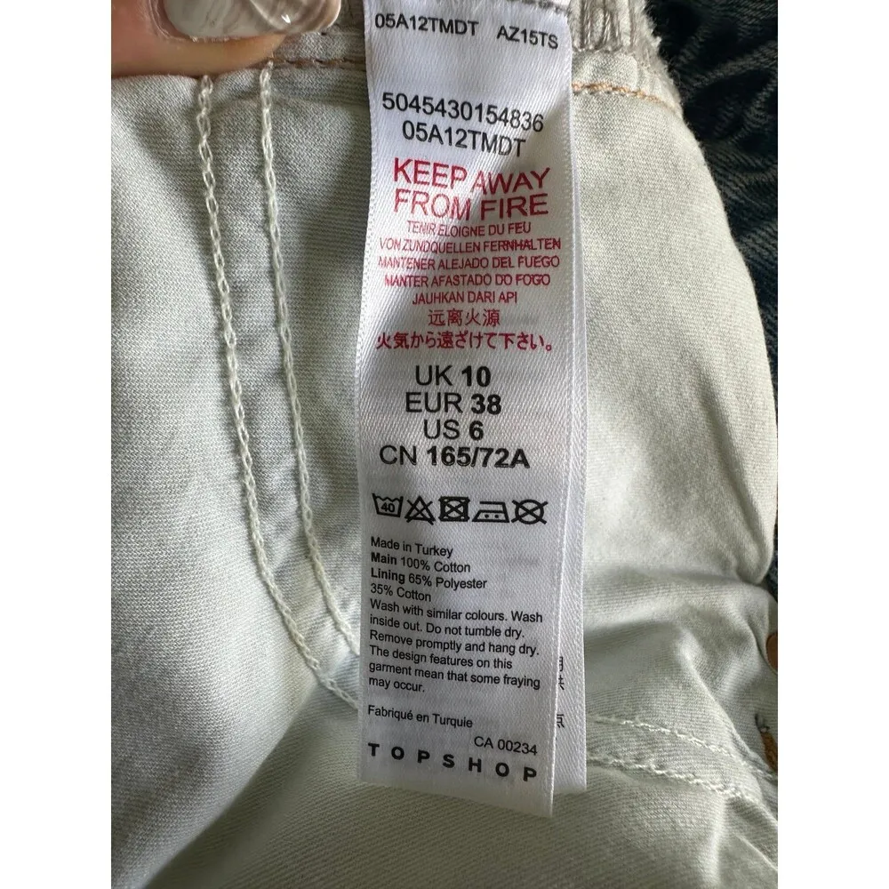 NWOT Topshop Kiri High Rise Curved Frayed Raw Hem Cut Off Denim Jeans Shorts 6 - Image 7