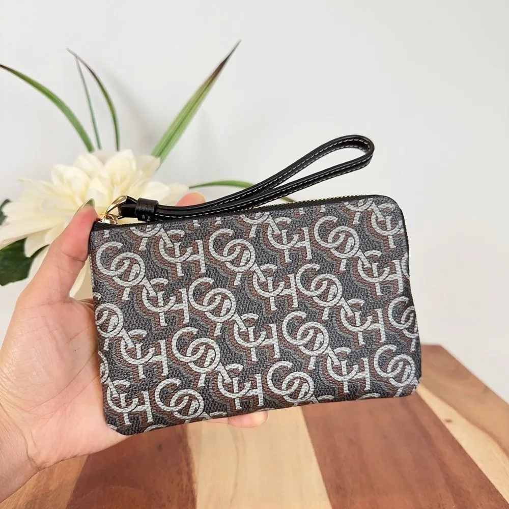 NWT‎ Coach Corner Zip Wristlet With Coach Monogram Print - Image 3