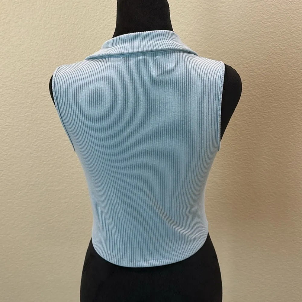 NWT Light Blue Sleeveless Ribbed Top - Image 4