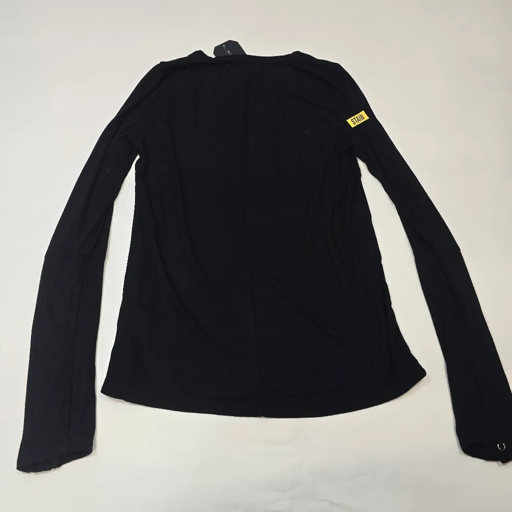 Michael Lauren Sorento Snap Cuff Top in Black - Image 11