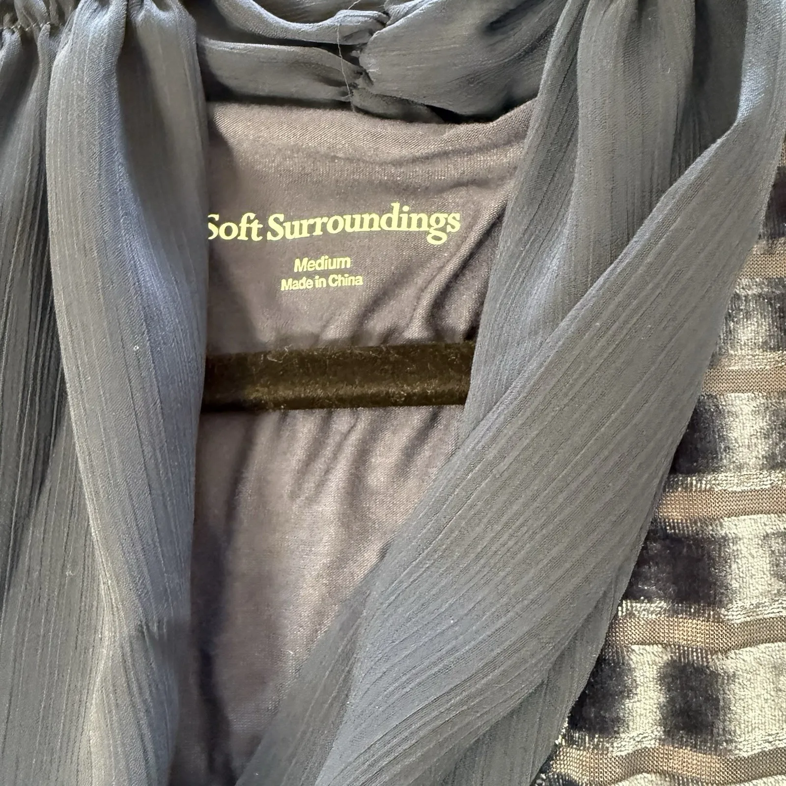 Soft Surroundings Shirt Womens‎ M  Navy Blue Meri Velvet Striped Top Lined New - Image 4